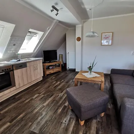 Apartament Ferienwohnung-apfelbluete Presen